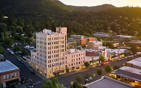 Ashland Springs Hotel